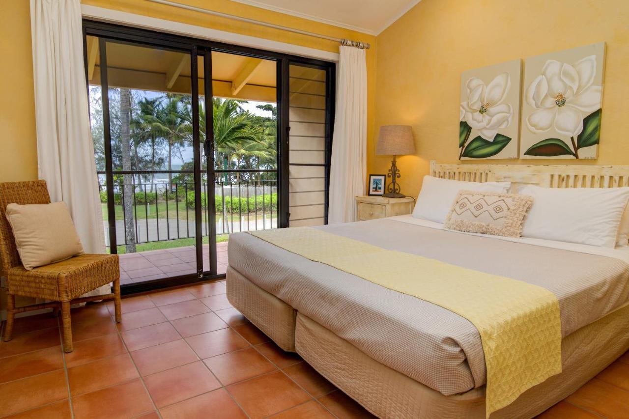 Number 2 On The Beach | Beautiful Beachfront Villa Port Douglas Exterior foto